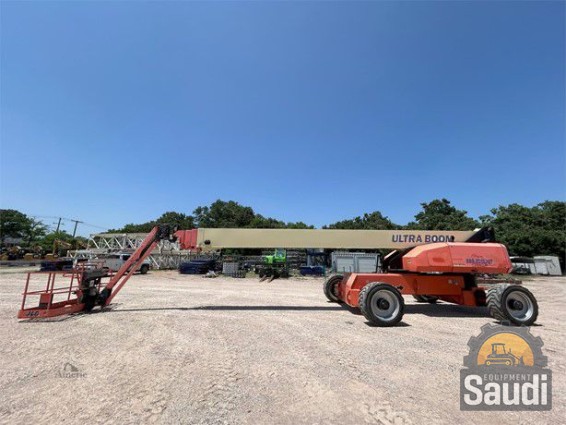24111166617_JLG1350SJP-ULTRA BOOM.jpg